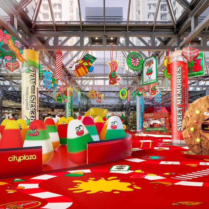 2025 Cityplaza’s Sweetmas Candy Bunch Christmas Bash Explore a Giant Land of Candy, Hit Four Fun Photo Zones Pose with the 8-Metre Candy Cane, Wander the Candy Corn Maze & Raid Mr Simms’ 400+ Treats Hunt for Blind Bags, Go Green with Recycling, Enjoy Festive Performances & Shopping Goodies