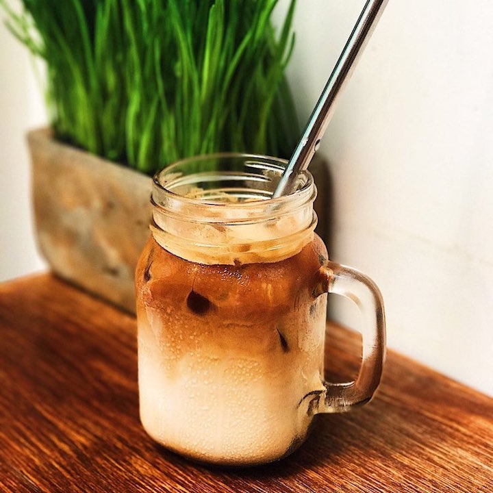 Blend & Grind wan chai: Blend & Grind, wan chai coffee shops, hong kong coffee shops, best coffee shops, where to get coffee in wan chai, where to eat in wan chai, eat and drink