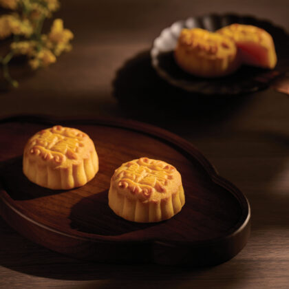 the best mooncakes to buy in hong kong 2025; man ho chinese restaurant