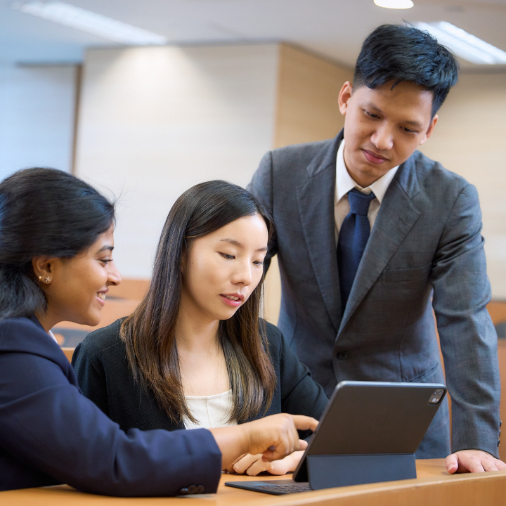 HKU MBA Turning Expat Professionals into Leaders