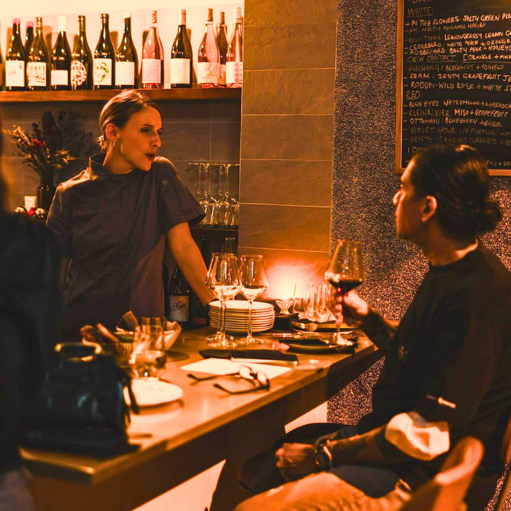 sai ying pun crushed wine bar